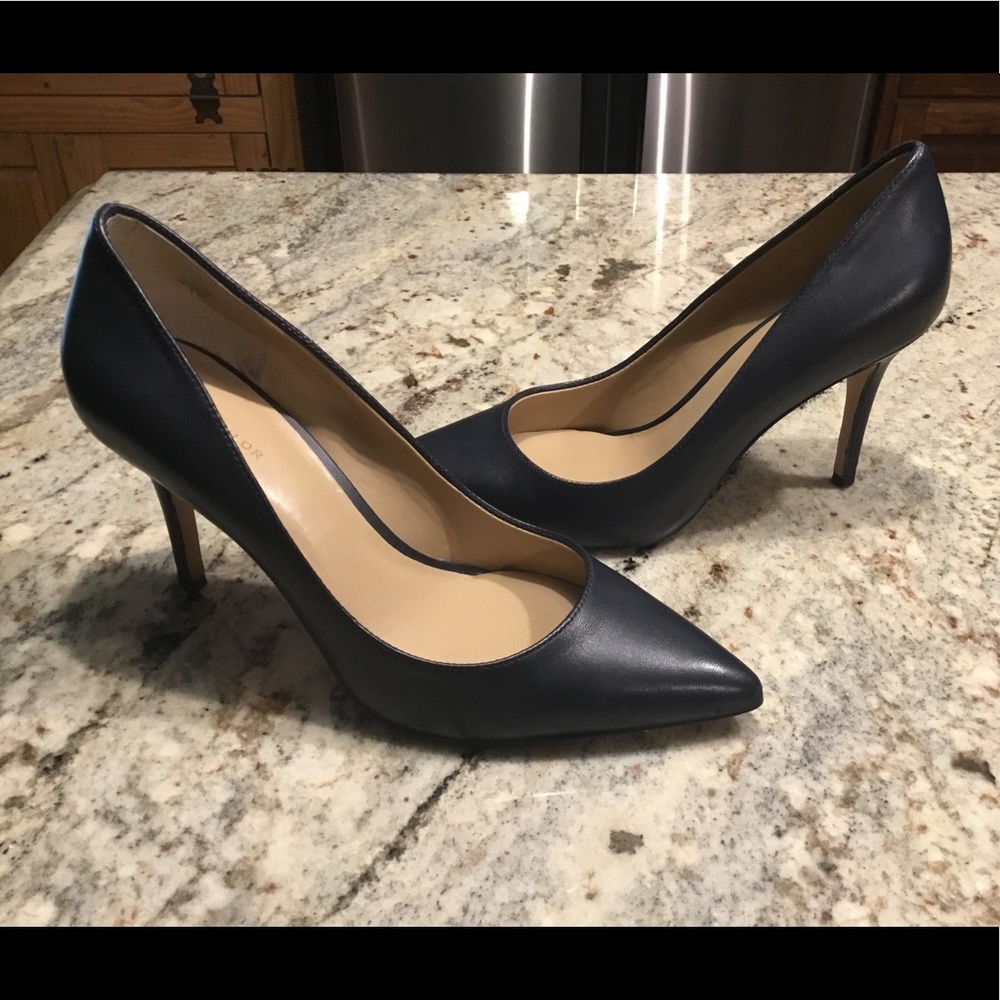 Ann Taylor Mila Pumps 7.5M